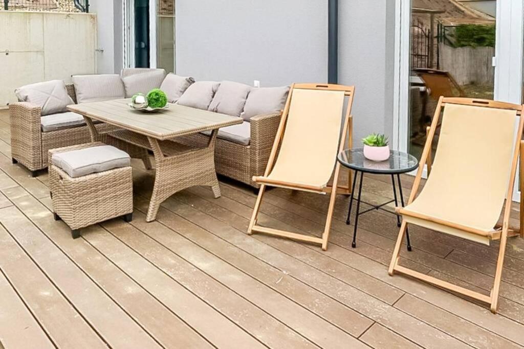 Gaestetraum Mit Wunderschoenem Ausblick Und Garten Apartment Muhldorf Bei Feldbach Luaran gambar