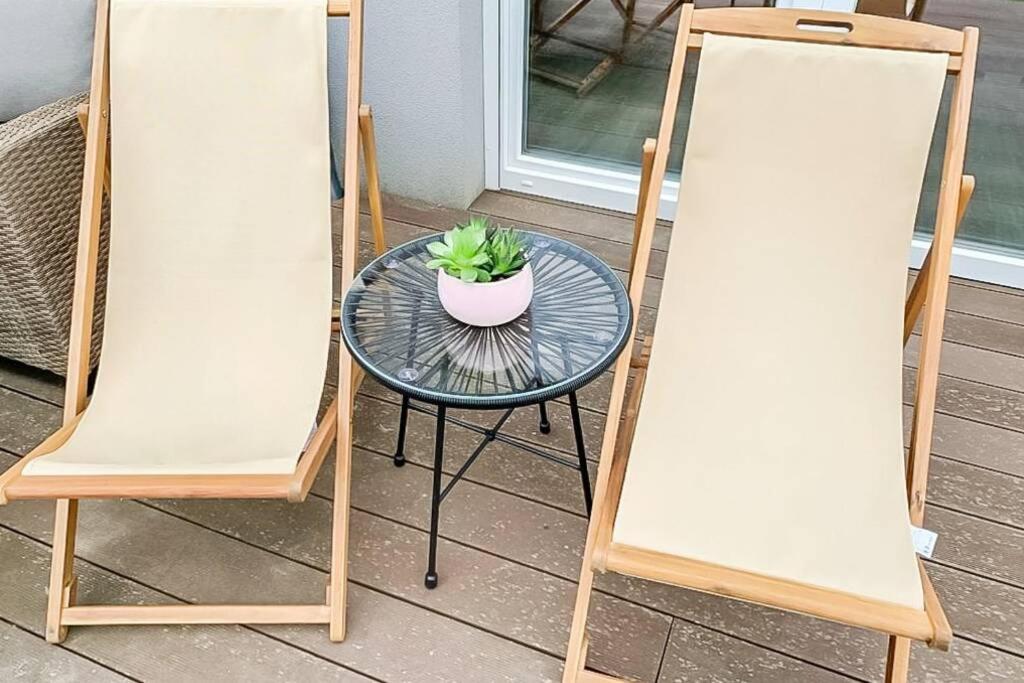 Gaestetraum Mit Wunderschoenem Ausblick Und Garten Apartment Muhldorf Bei Feldbach Luaran gambar
