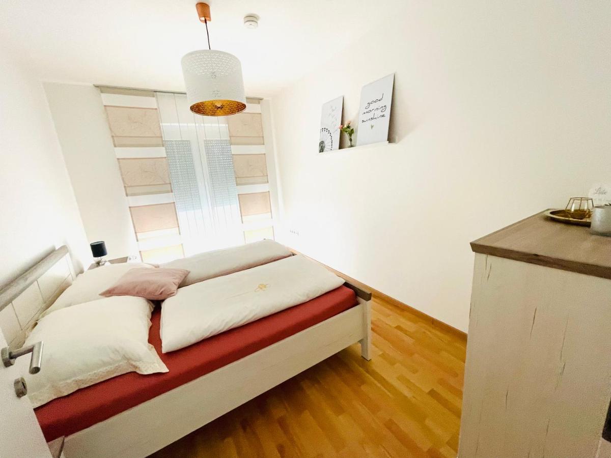 Gaestetraum Mit Wunderschoenem Ausblick Und Garten Apartment Muhldorf Bei Feldbach Luaran gambar
