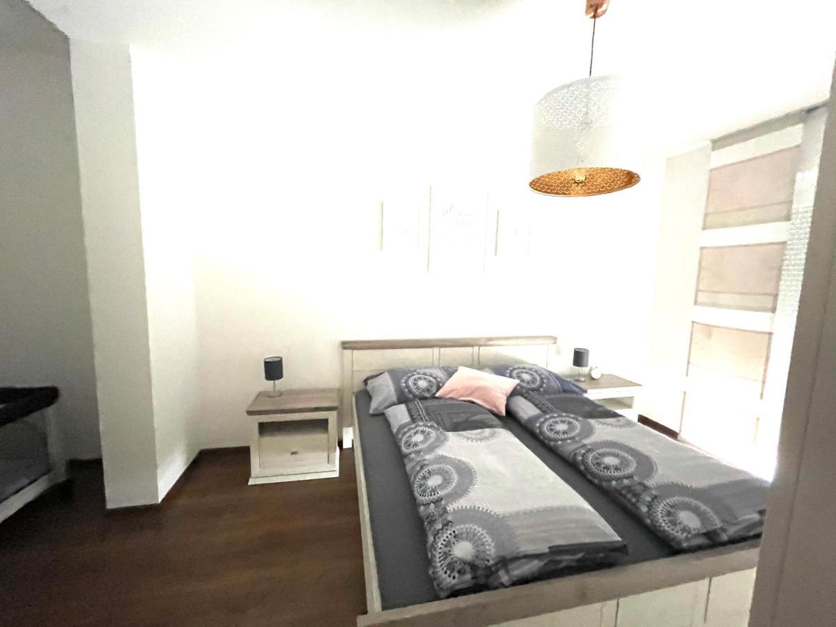 Gaestetraum Mit Wunderschoenem Ausblick Und Garten Apartment Muhldorf Bei Feldbach Luaran gambar